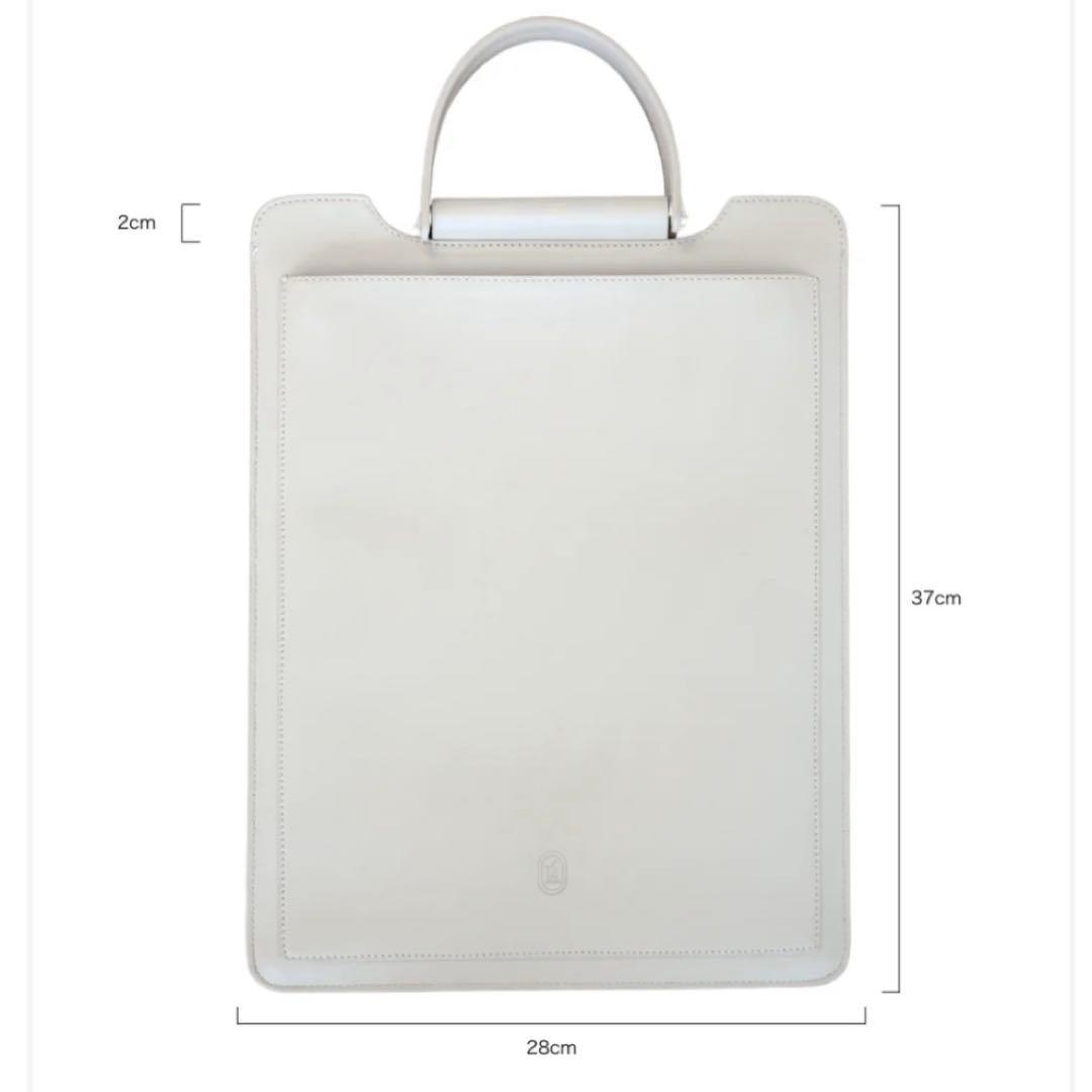 poláura 2wayスリムPCバッグ