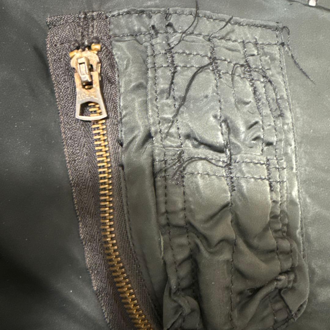 レアモデル　ALPHA 80s ma-1 oliveベースblackモデル