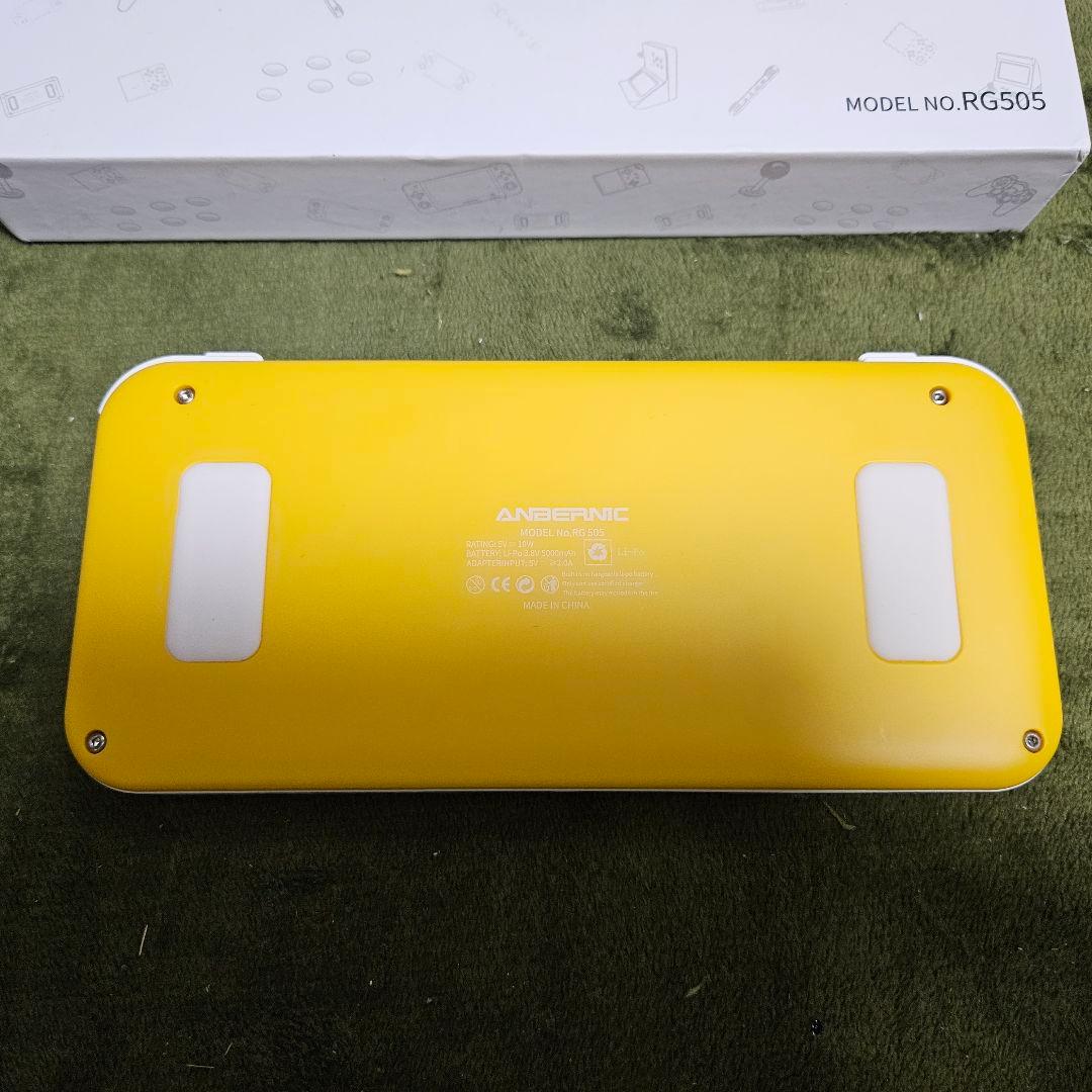 ANBERNIC RG505　イエロー