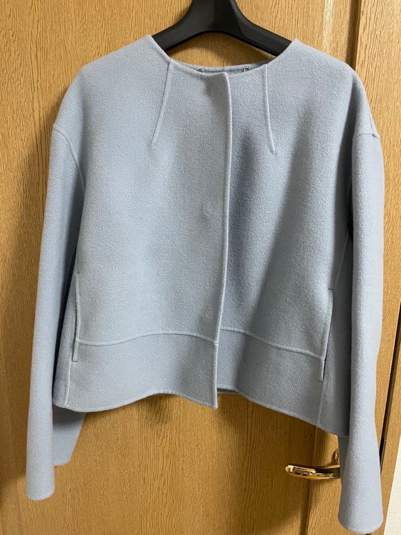 DoCLASSE カシミヤ混ウールリバー／ノーカラージャケット