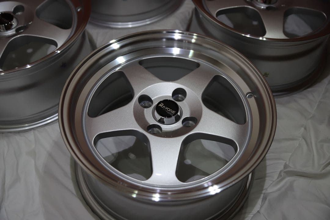 り*ー様 【新品】Rayone Racing 15インチ 7J+35 4H PC