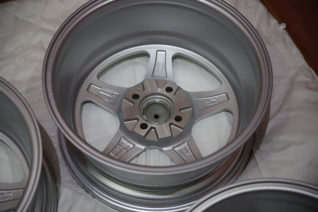 り*ー様 【新品】Rayone Racing 15インチ 7J+35 4H PC