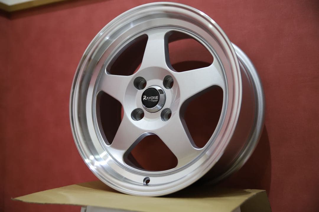 り*ー様 【新品】Rayone Racing 15インチ 7J+35 4H PC