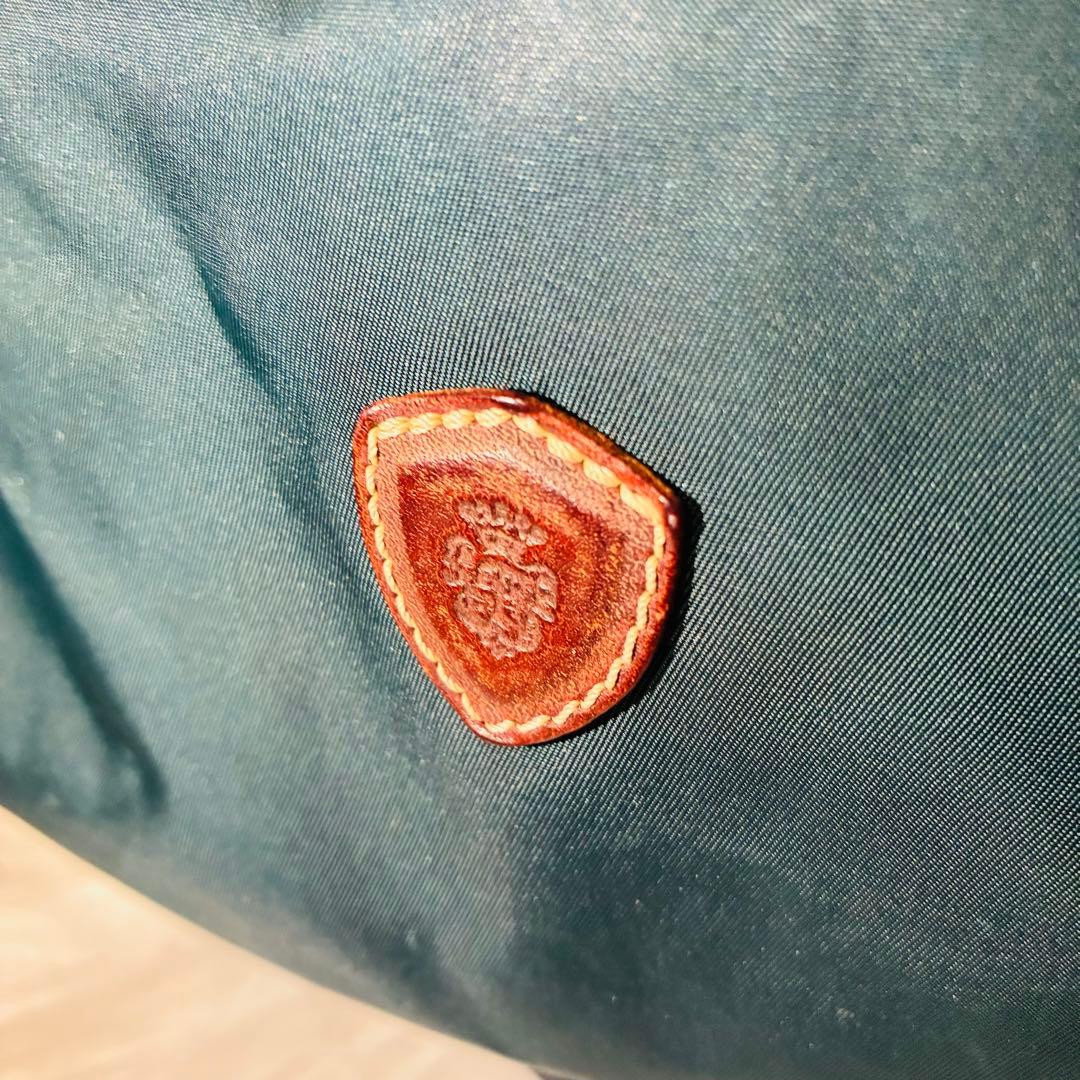 Felisi フェリージ　ショルダーバッグ　ナイロン　レザー　ハーフムーン