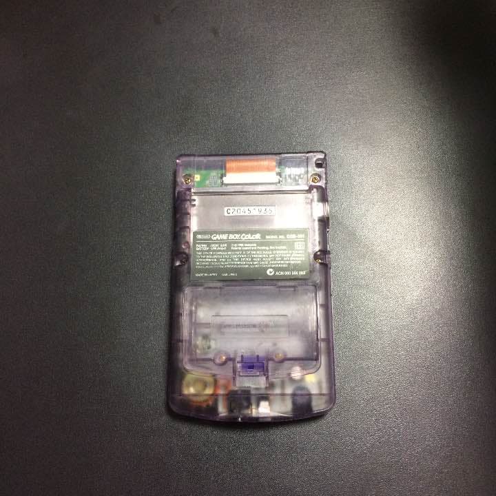 ゲームボーイカラー(パープル)とカセット