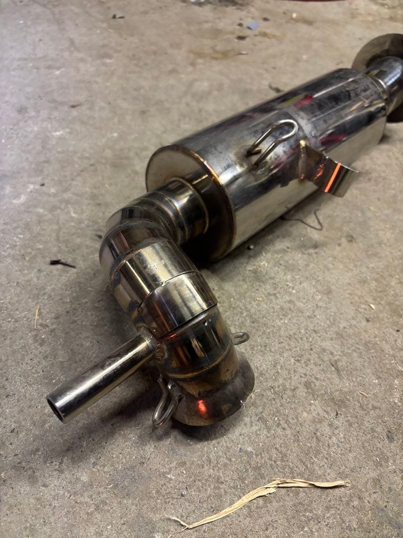 スノーモービルサイレンサー