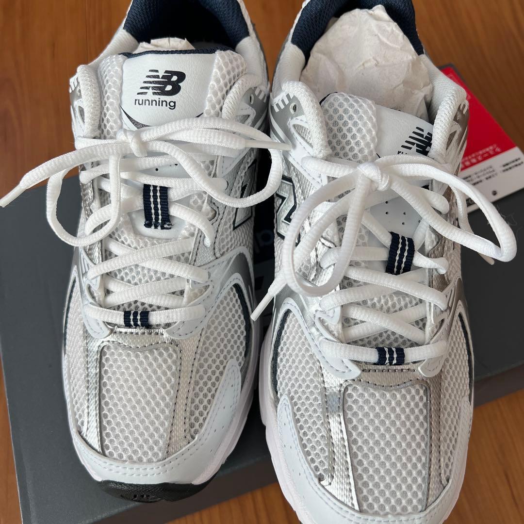 『ぷぅ』✨New Balance ✨MR530SG 6 US スニーカー