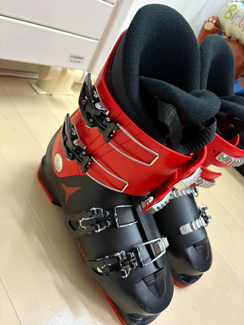 美品！ATOMIC HAWX スキーブーツ 赤/黒