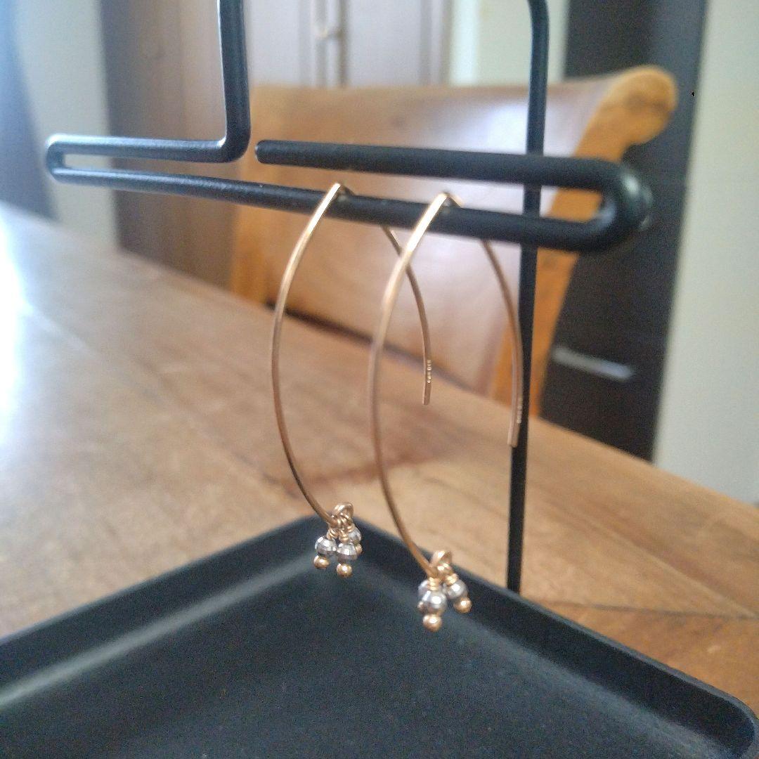 【極美品】Rebeccaフープピアス ダイヤモンド風装飾付き