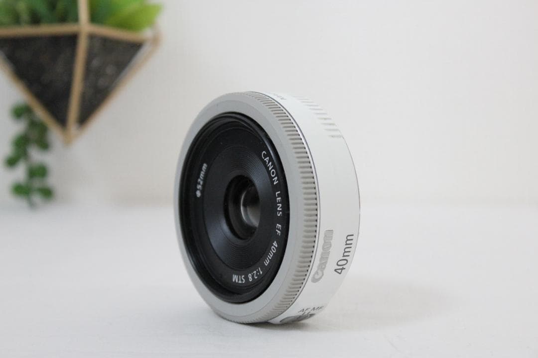 美品✨ Canon EF 40mm F2.8 STM ホワイト