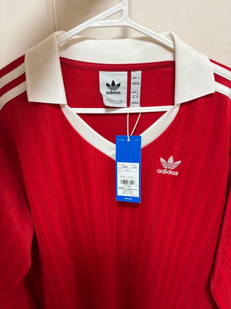adidas サッカー長袖Tシャツ レッド　M