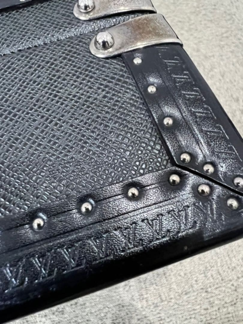 LOUIS VUITTON プレジデントタイガ　アタッシュ