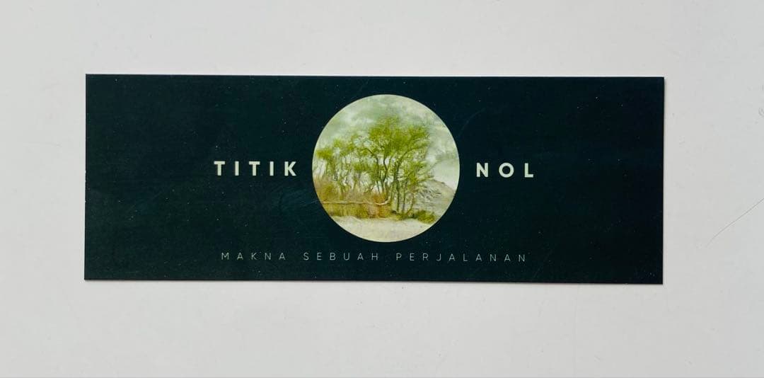 ティティク・ノル　インドネシア語版　 Titik Nol ブックマーク付き