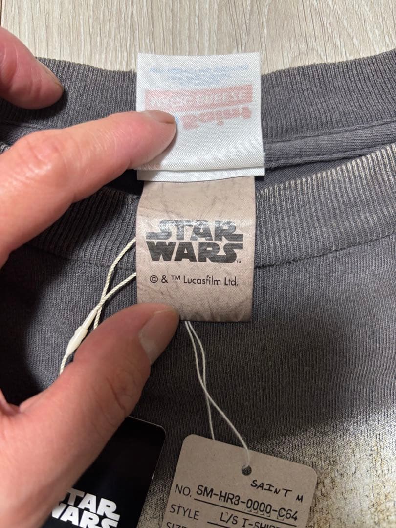 大人気！セントマイケルStar Wars ダース・ベイダー 長袖カットソーＬ