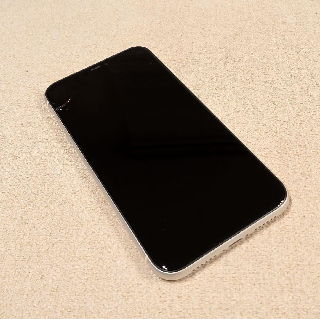 スマートフォン本体 iPhone11 64G