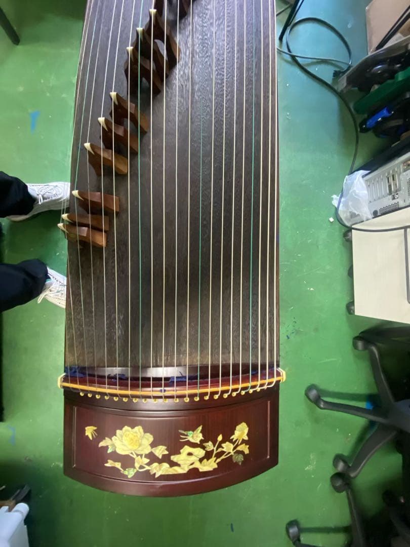 花と鳥の装飾 13弦 筝