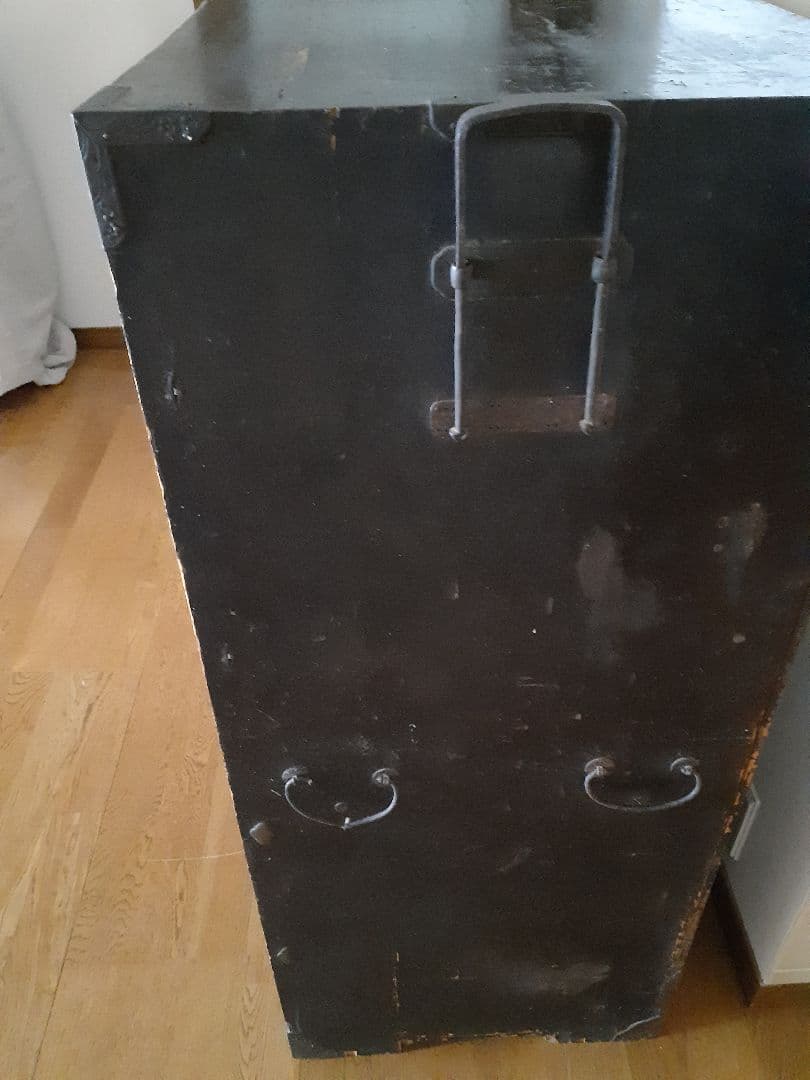 アンティーク　古家具　趣きのある箪笥