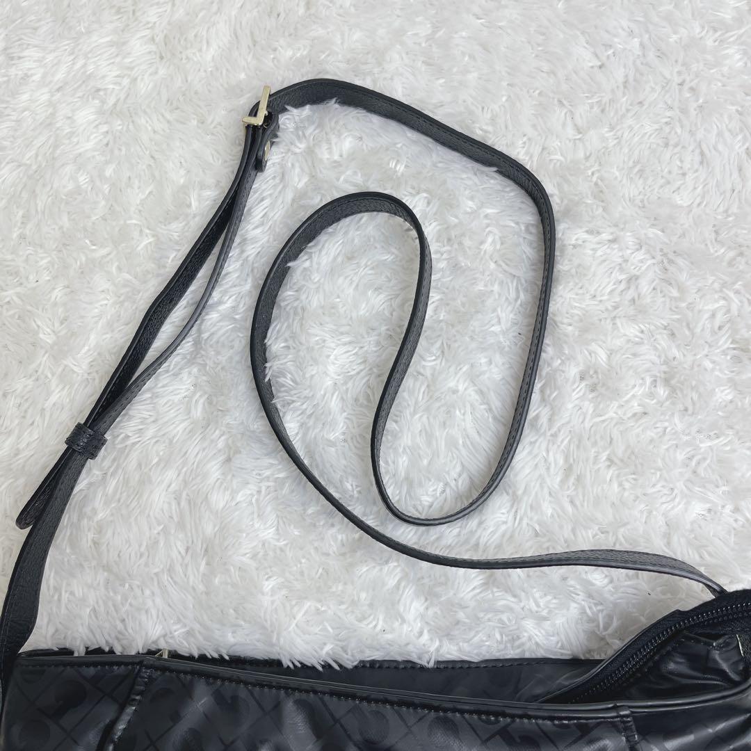 未使用級✨GHERARDINI ワンショルダーバッグ ナイロン ブラック 総柄