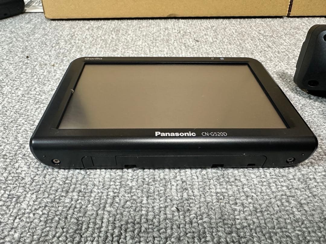 Panasonic Gorilla ポータブルカーナビ CN-G520D