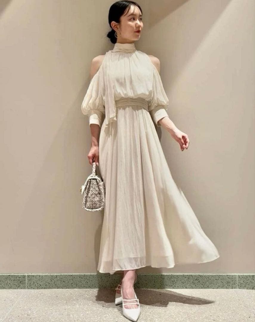 SNIDEL スナイデル コールドショルダーワンピース　新品　タグ付き