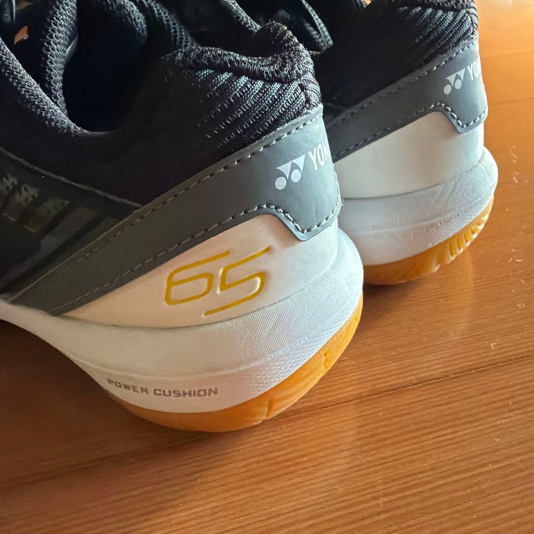 ヨネックス　バドミントンシューズ　24.5