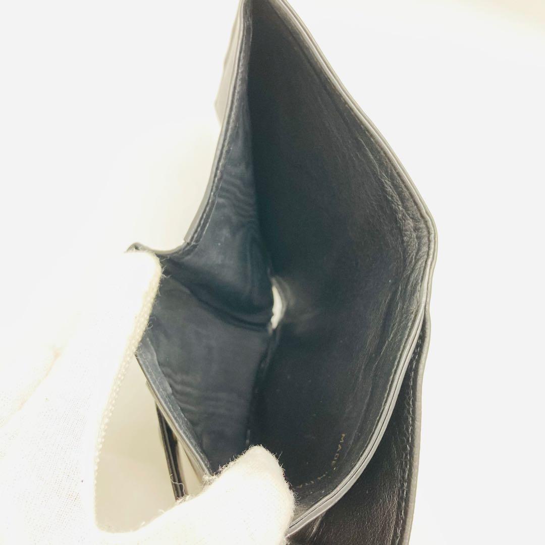 CHANEL シャネル 二つ折り財布 黒 レザー キャビアスキン A466