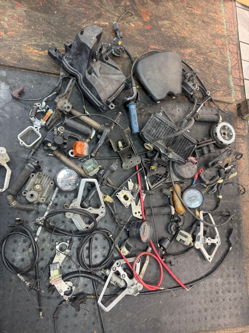 NSR50 系統の部品　AC10系統　ガレージ整理　断捨離　画像の物　全部　処分