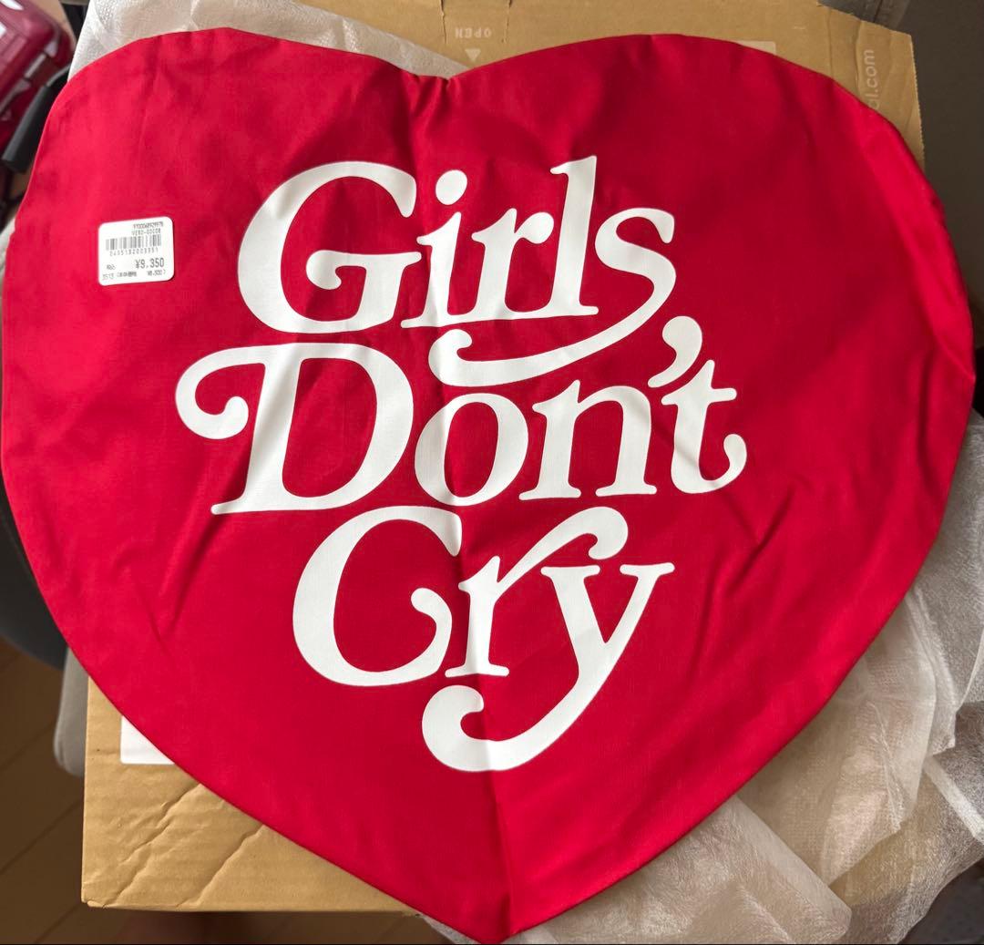 クッション・座布団 Girls Dont Cry GDC Angel Logo Pillow