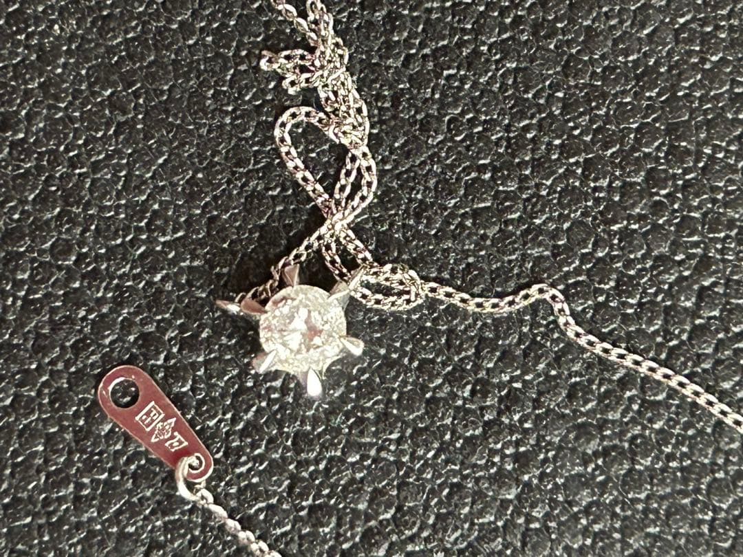 一粒ダイヤネックレス　造幣局刻印プラチナ850チェーン　0.3カラットダイヤ