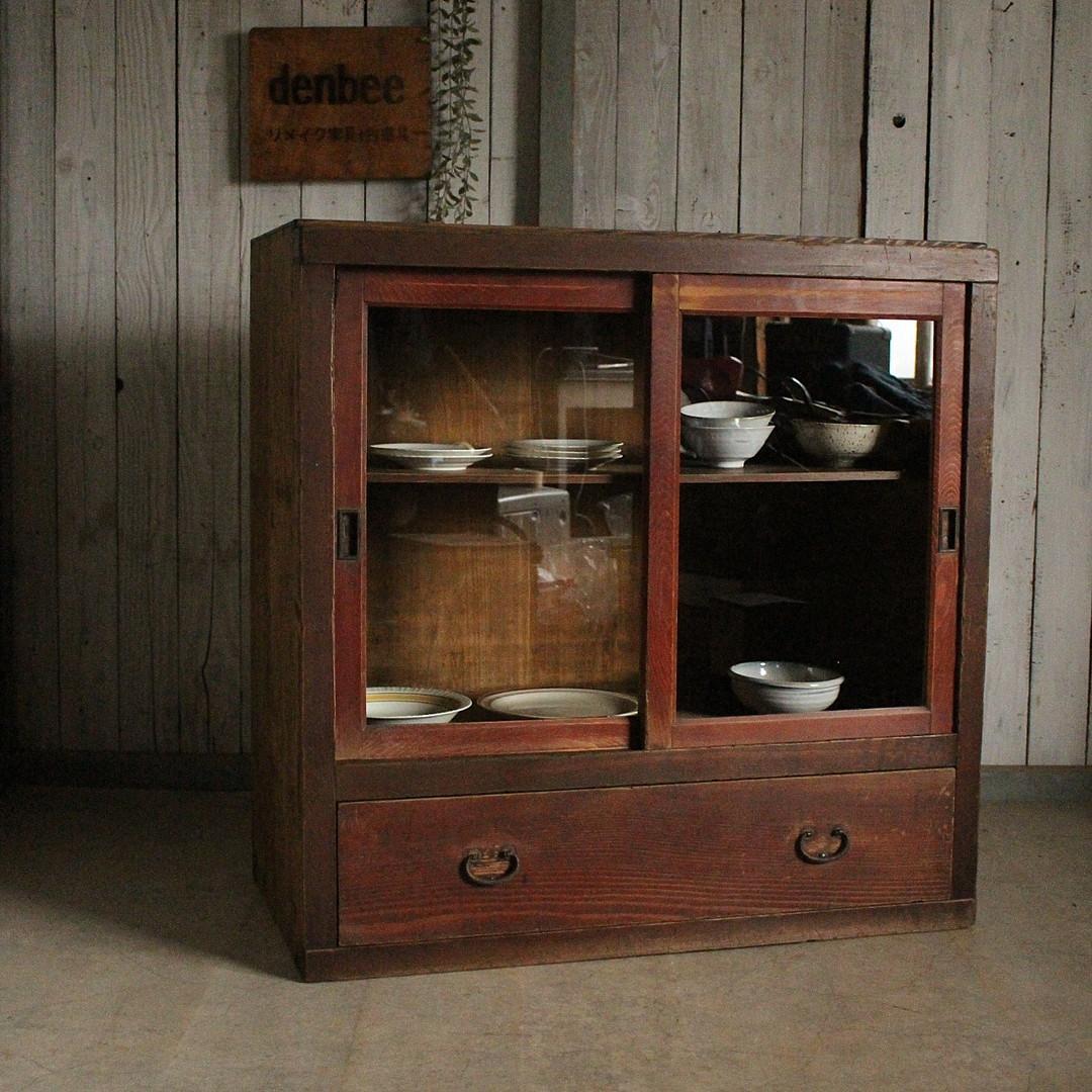 古く味のあるガラス戸棚　木製引き出し　食器棚　水屋　カウンター　古家具