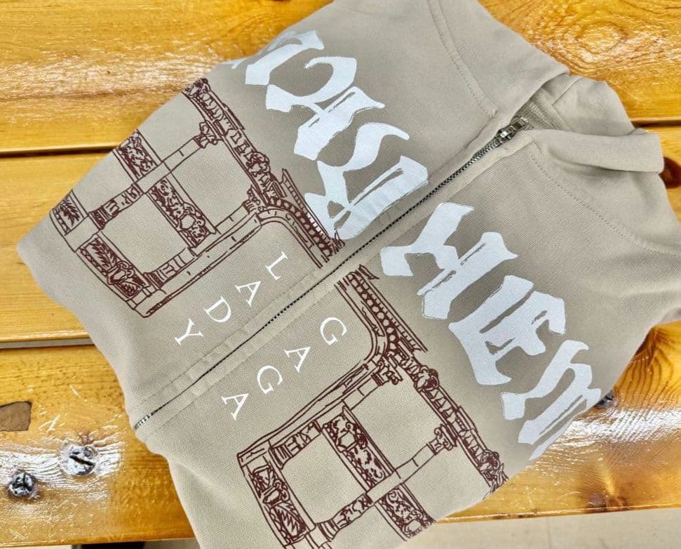 レディーガガ　2026コンサートパーカーＳ（日本サイズМ〜L）大きめ