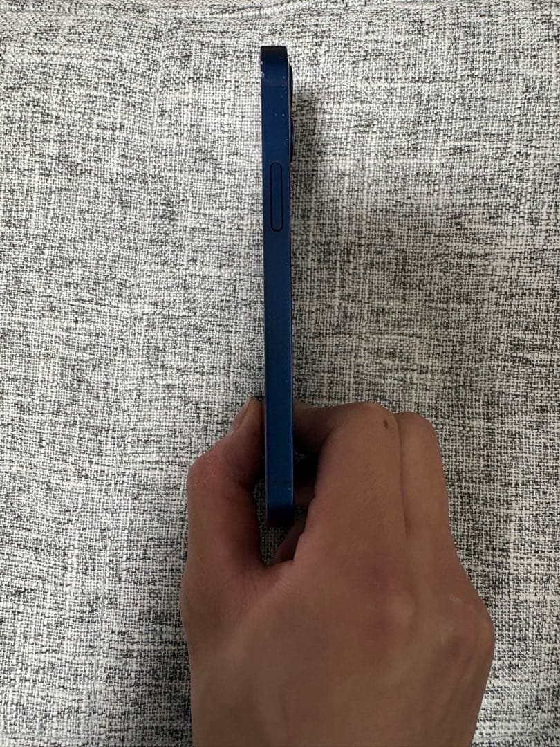 Apple iPhone 12 本体 青　ブルー