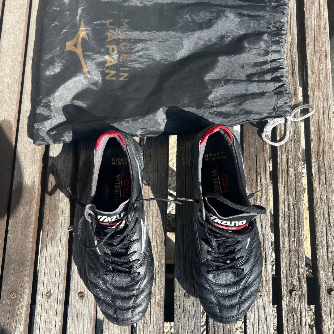 Mizuno Morelia サッカーシューズ ブラック/レッド