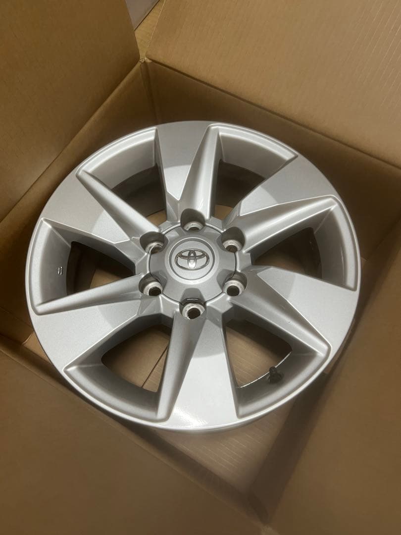 トヨタ　プラド　純正ホイール　17インチ
