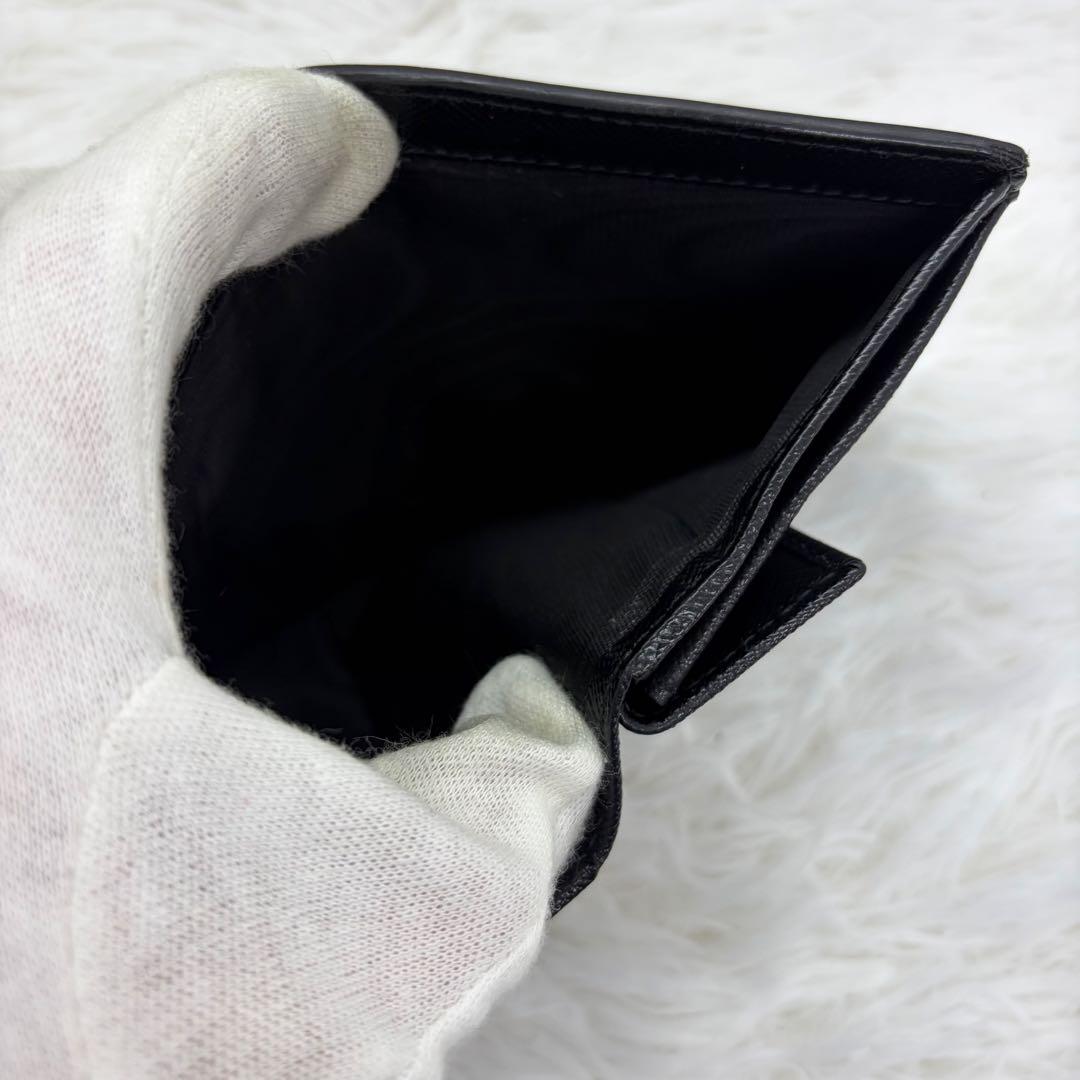 美品✨ プラダ 折り財布 シャイン サフィアーノ レザー オールブラック