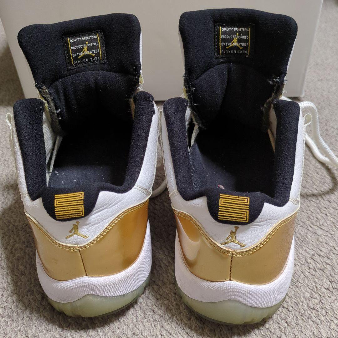 エアジョーダン 11 レトロLOW ローカット シューズ ホワイト/ゴールド