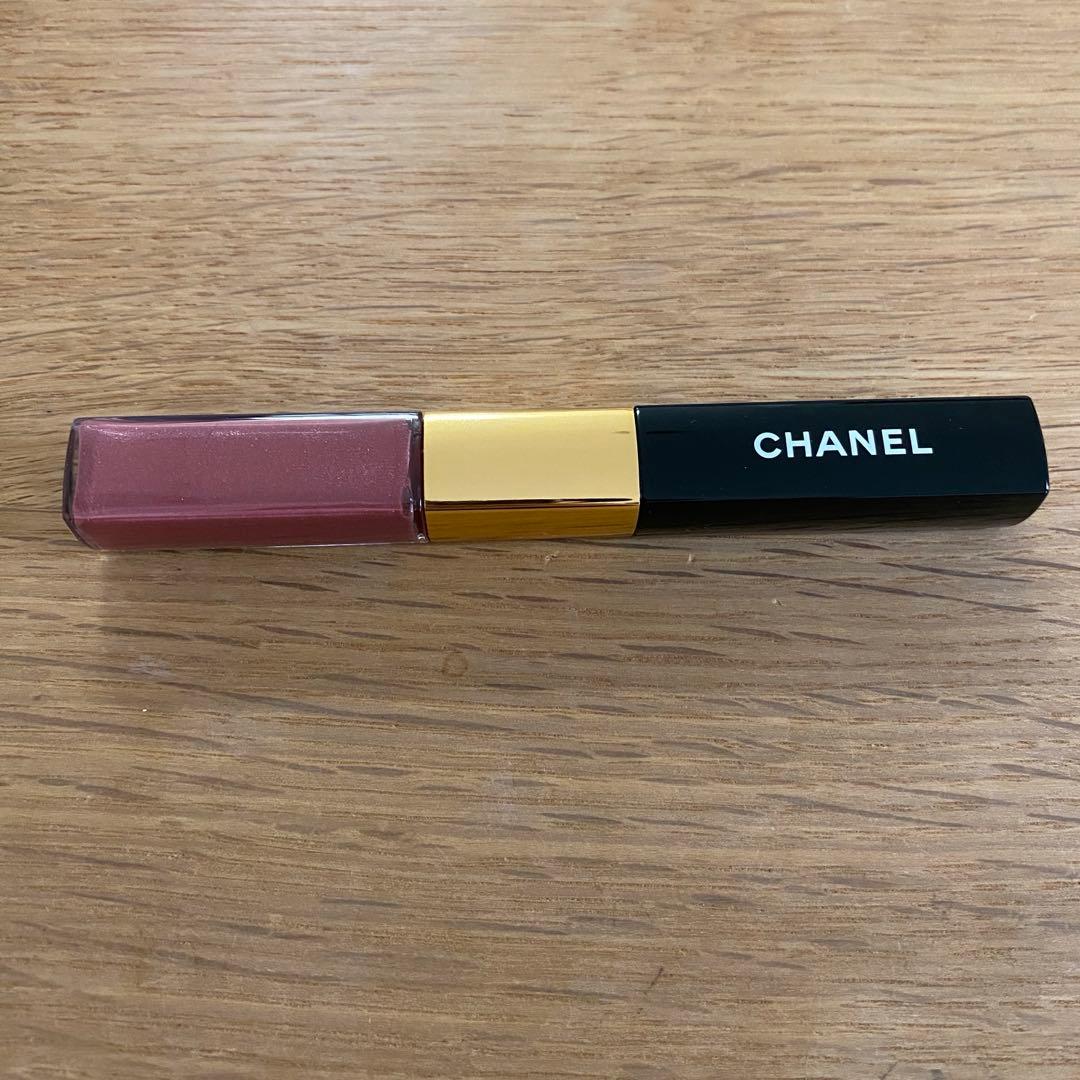 CHANEL ル　ルージュデュオウルトラトゥニュ112 シックローズウッド