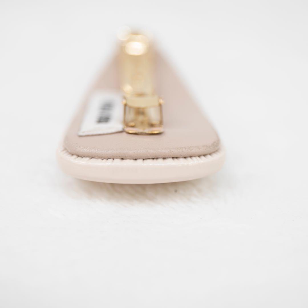 ミュウミュウ ヘアピン ヘアクリップ バレッタ ベージュ レディース 正規品