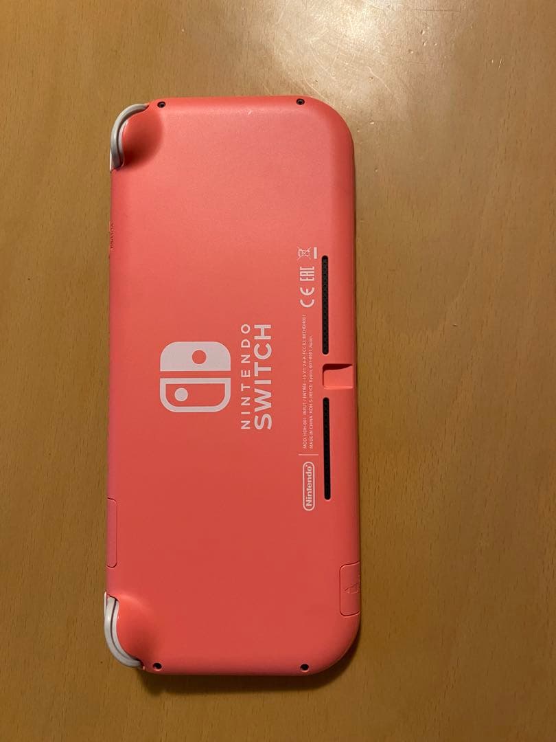 ニンテンドーSwitchライト本体 あつまれどうぶつの森