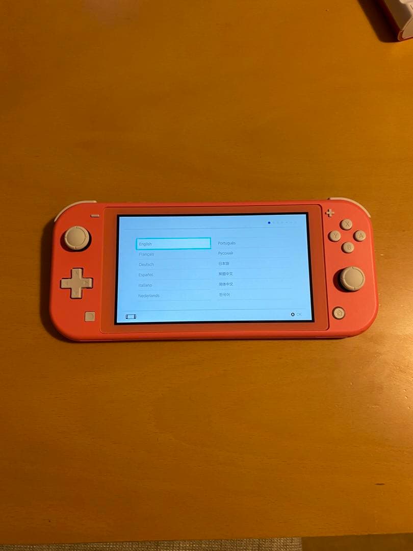 ニンテンドーSwitchライト本体 あつまれどうぶつの森