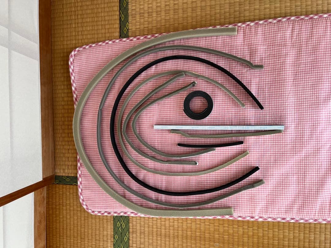 トヨトミ窓用エアコン　2024年製TIW-A1824