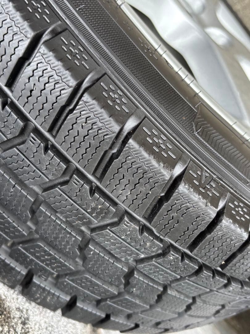 Volkswagen スタッドレスタイヤ 185/60R15 4本セット