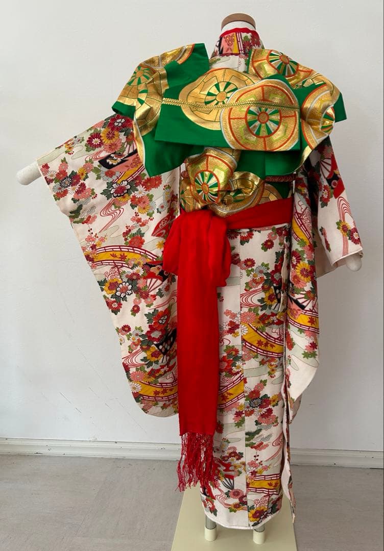 7歳　七五三　アンティーク正絹着物、帯、帯揚げ、帯締め、しごきのセット