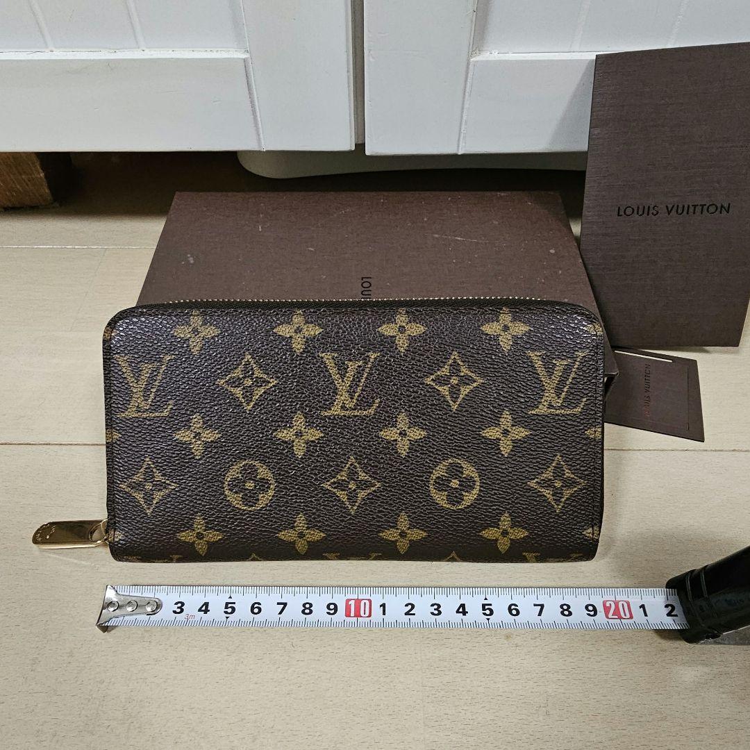 ルイヴィトン　ジッピーウォレット　モノグラム　長財布　ヴィトン　m60017