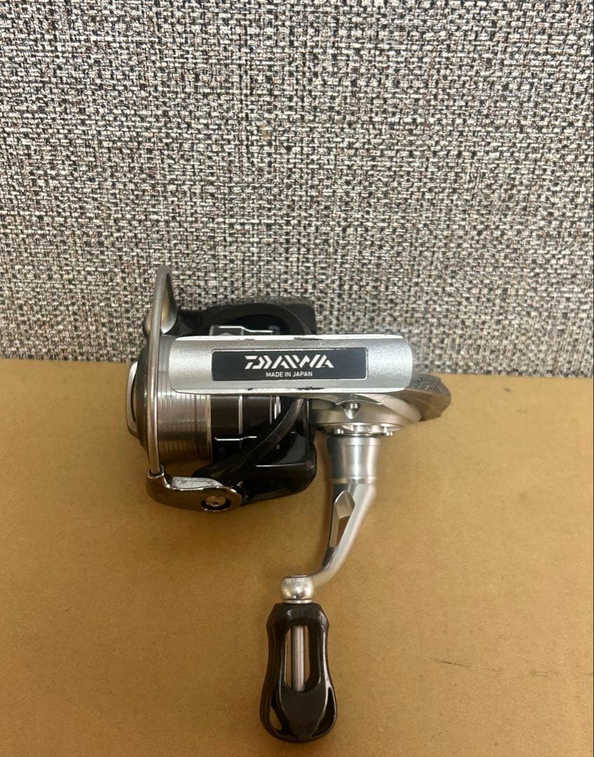 ダイワ 14イグニス 2505H TYPE-R スピニングリール