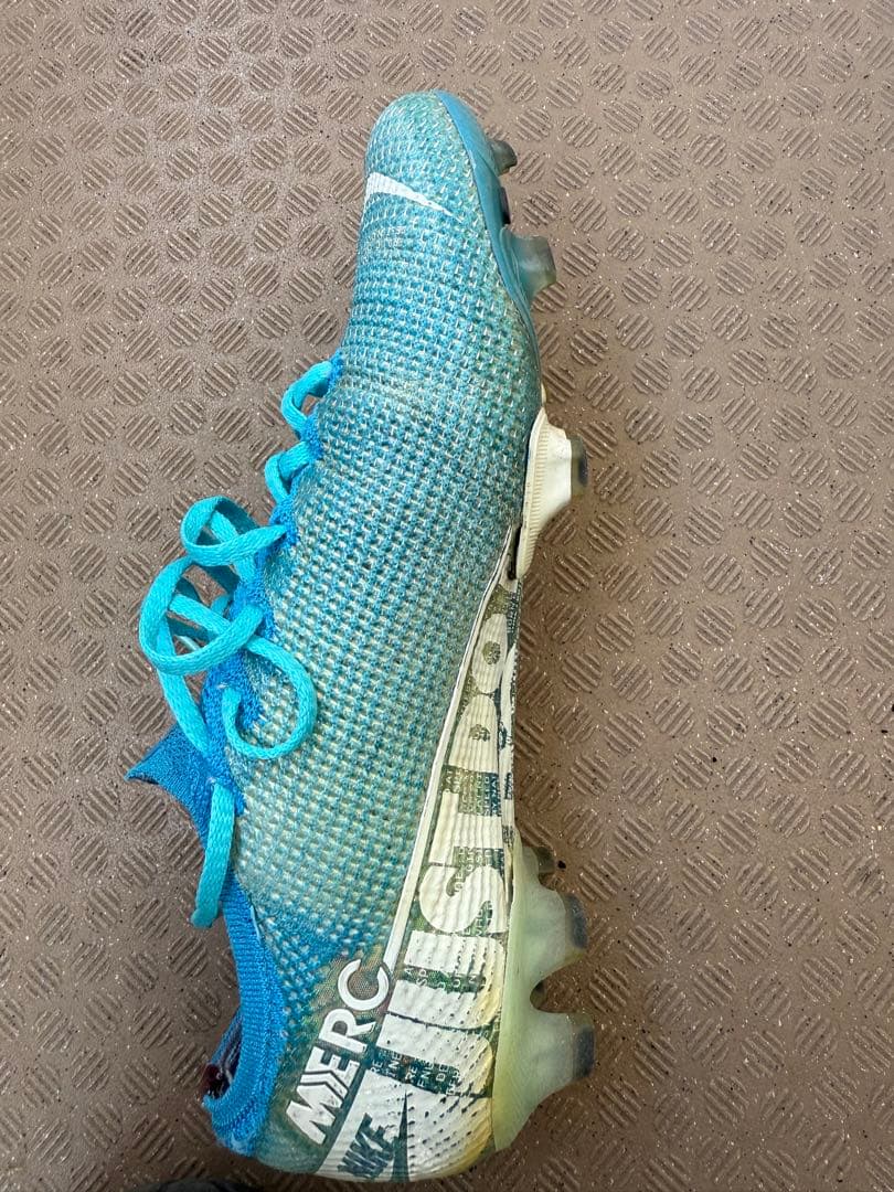 NIKE マーキュリアルヴェイパー13エリートFG