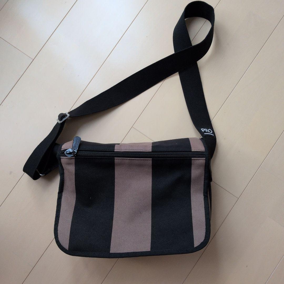 marimekko ショルダー　バッグ ストライプ　マリメッコ　メッセンジャー