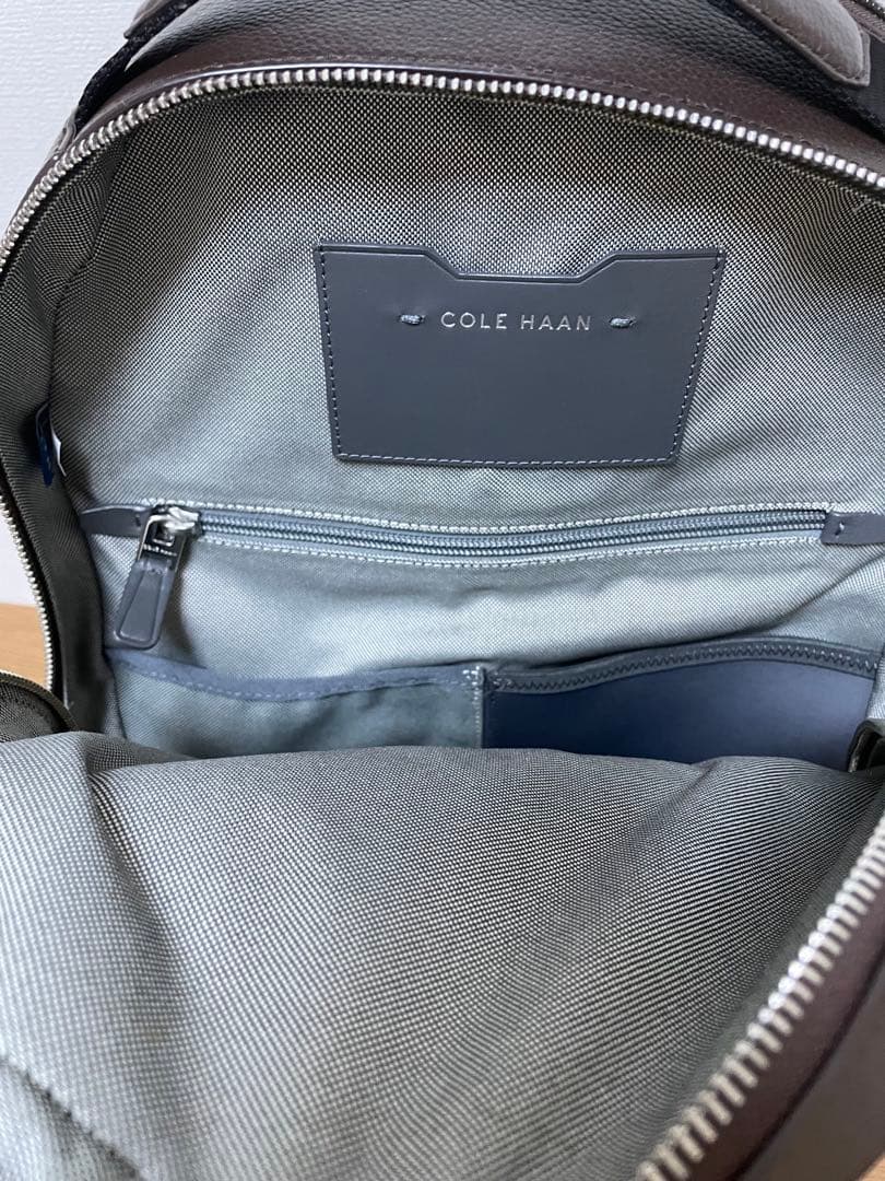 COLE HAAN リュック