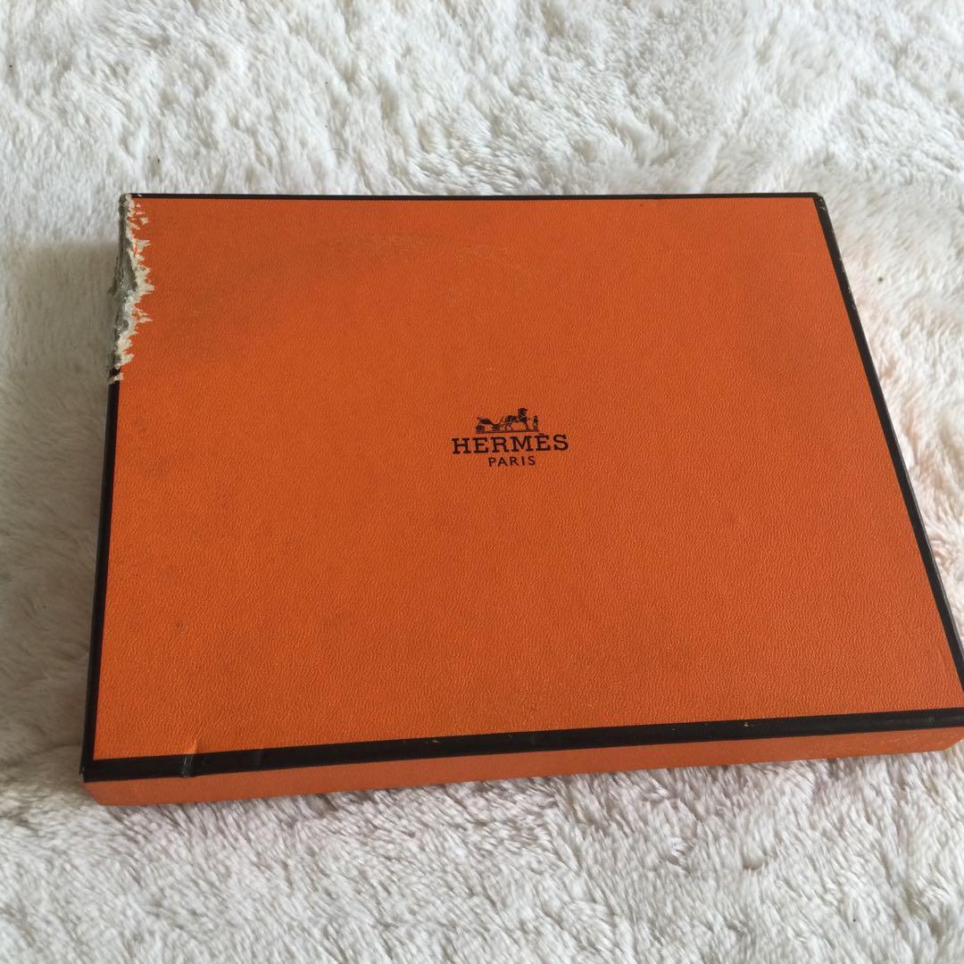 【新品未使用】HERMESシェーヌダンクルスクエアプレートブルー　箱付き