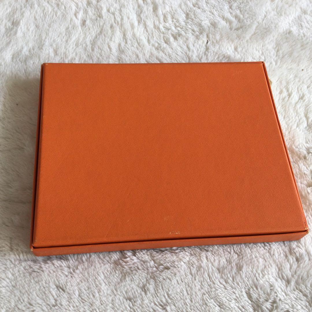 【新品未使用】HERMESシェーヌダンクルスクエアプレートブルー　箱付き